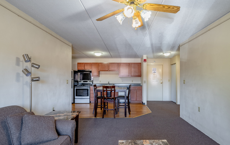 Regent-West Apartments